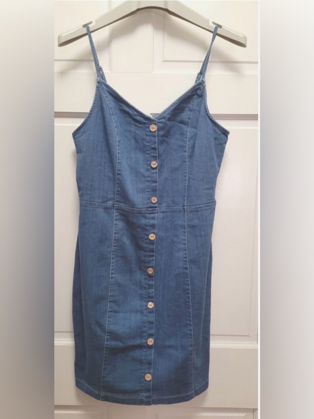 Denim Button-Front Spaghetti Strap Dress - Blue